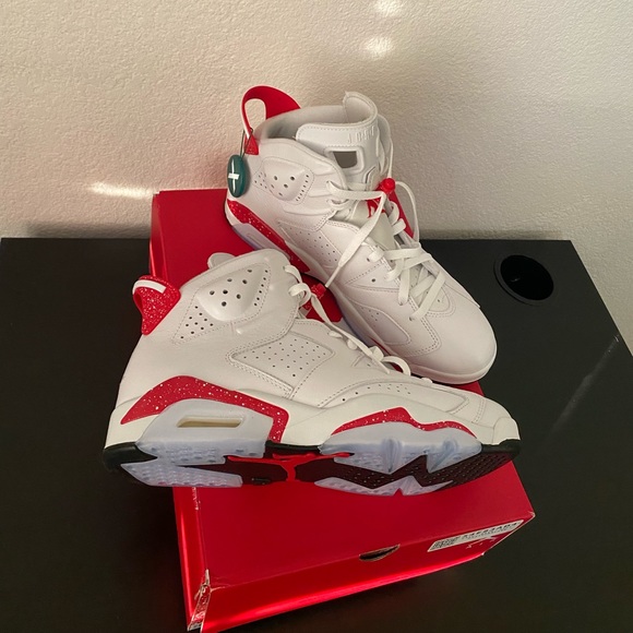 Jordan 6 size 9.5 - Picture 5 of 5